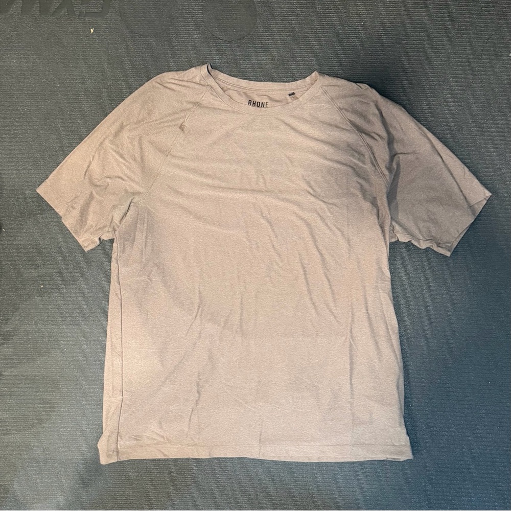 RHONE Light Gray Short Sleeve Tee